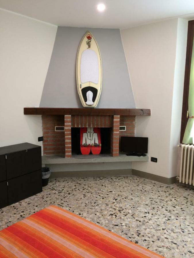 Bed and Breakfast Wake Surf House Сульцано Экстерьер фото
